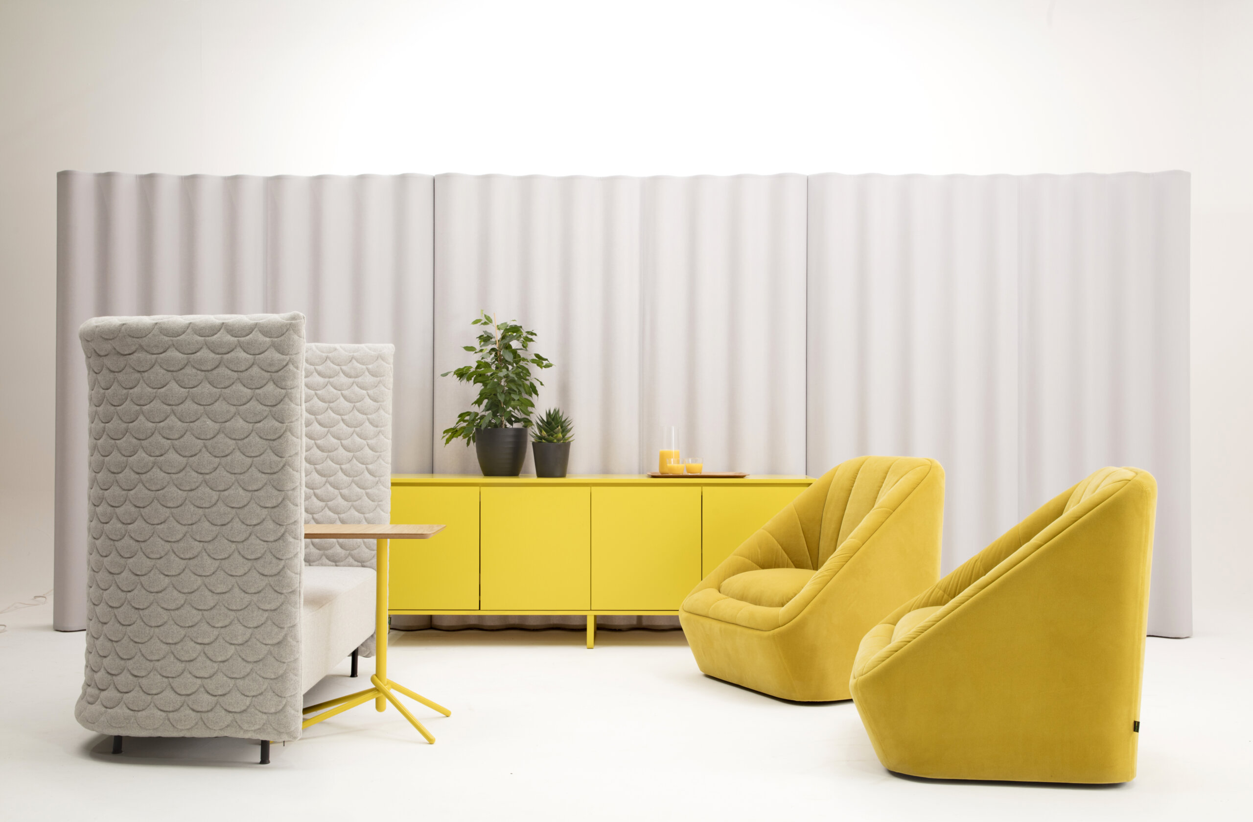 FIJICHBSW_Maharam_Teatro_YELLOW_SB20_RAL1012_CLOQ2H_KNO50X40_OAK_GROUP_HR_2.jpg